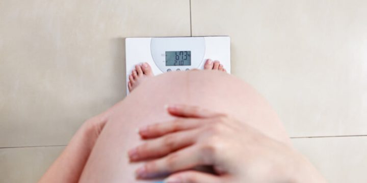 Tăng cân ít khi mang thai có sao không?